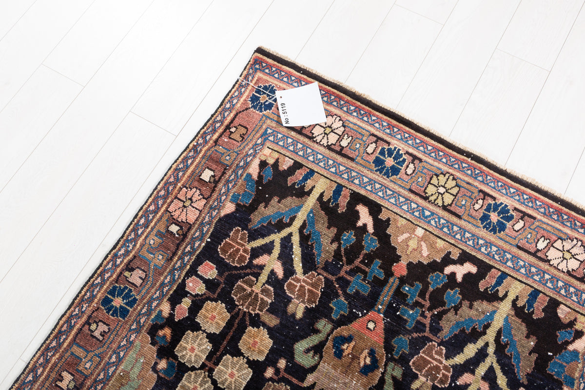 Antique Floral Medallion Wool Rug, Deep Navy Blue & Rust Red – 8' 9" x 3' 11" (266 x 119 cm)