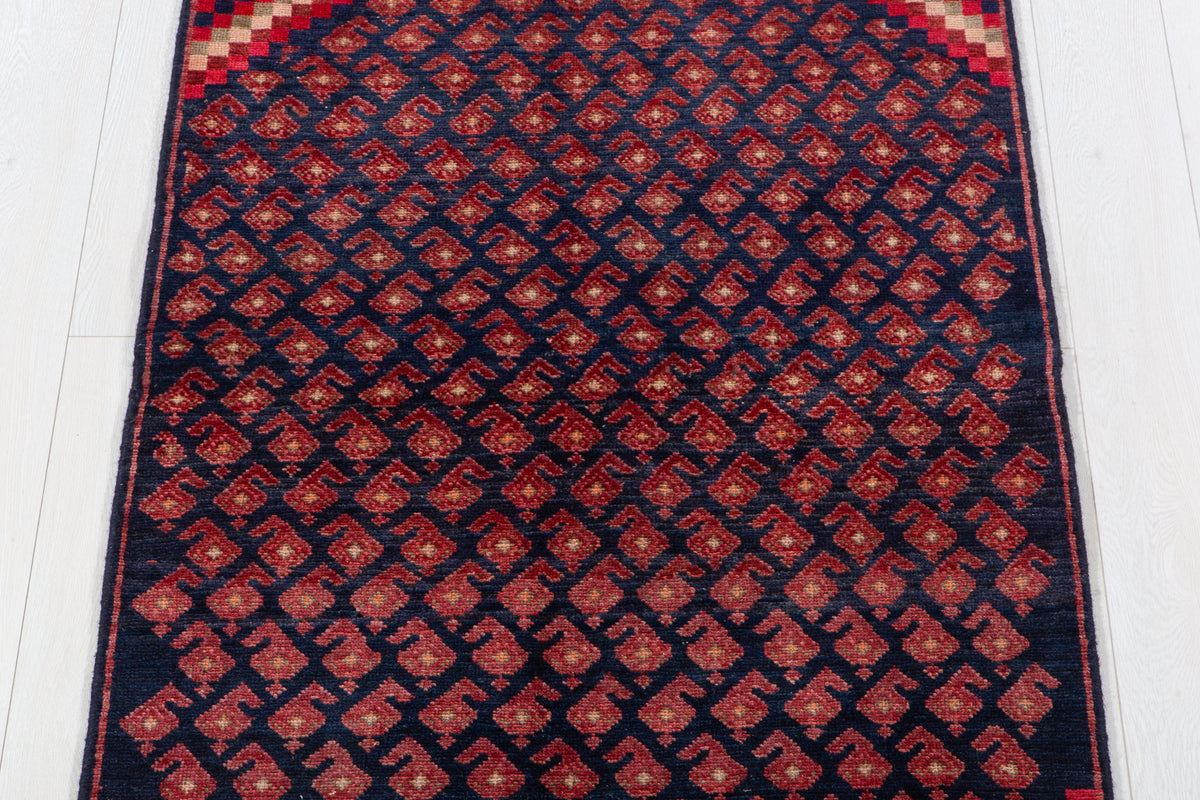 Small Antique Navy Blue Rug – 4' 8" x 3' 1" (142 x 93 cm)