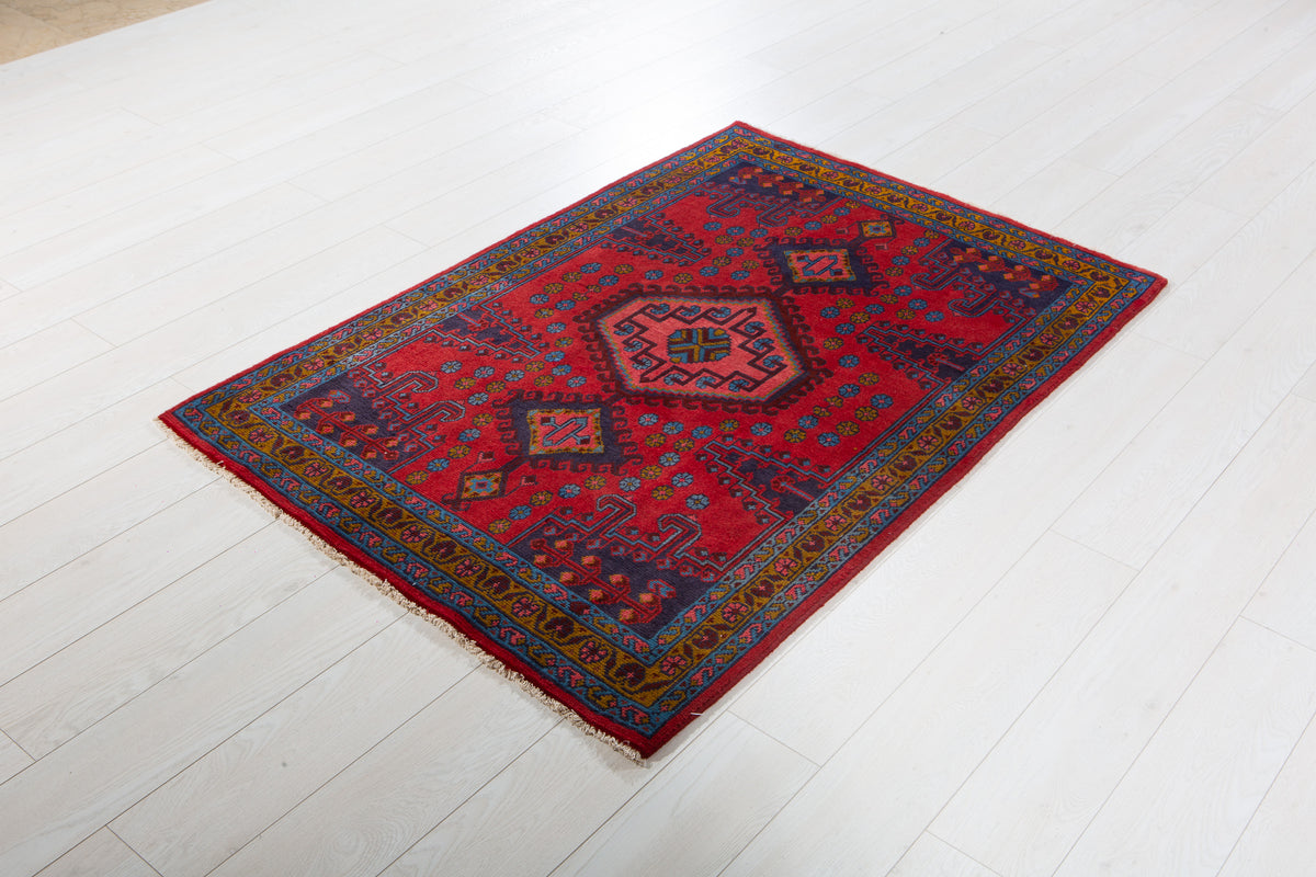 Small Vintage Red, Pink & Blue Rug – 5' 2" x 3' 6" (157 x 106 cm)