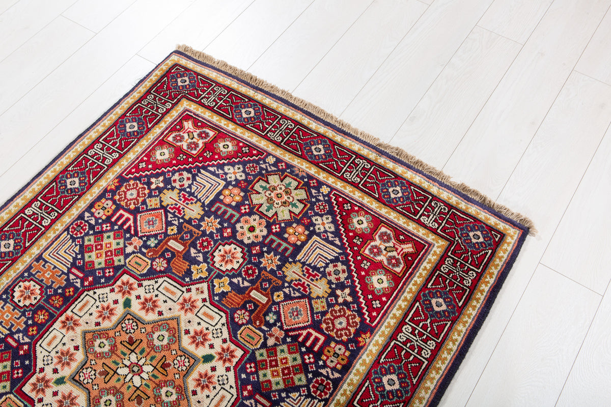 Small Vintage Navy Blue Rug – 4' 11" x 3' 5" (149 x 105 cm)