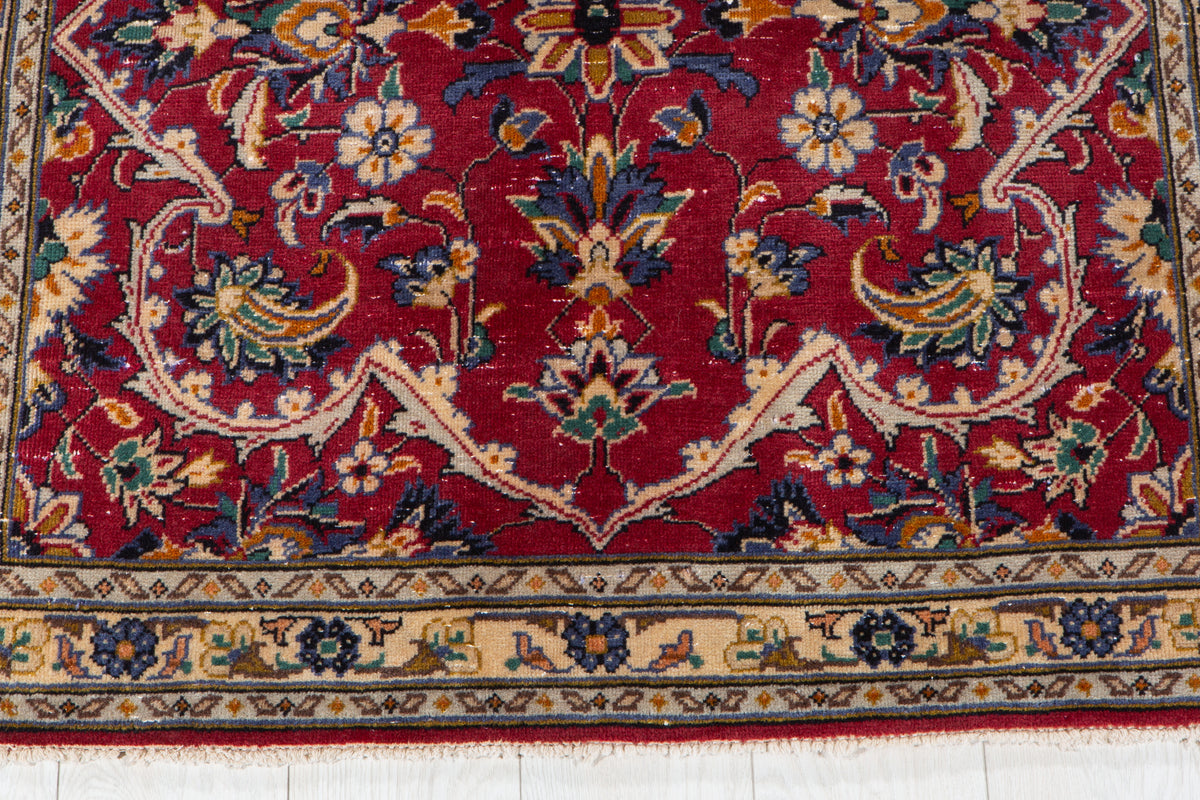 Small Antique Red Rug – 3' 7" x 3' 4" (110 x 101 cm)