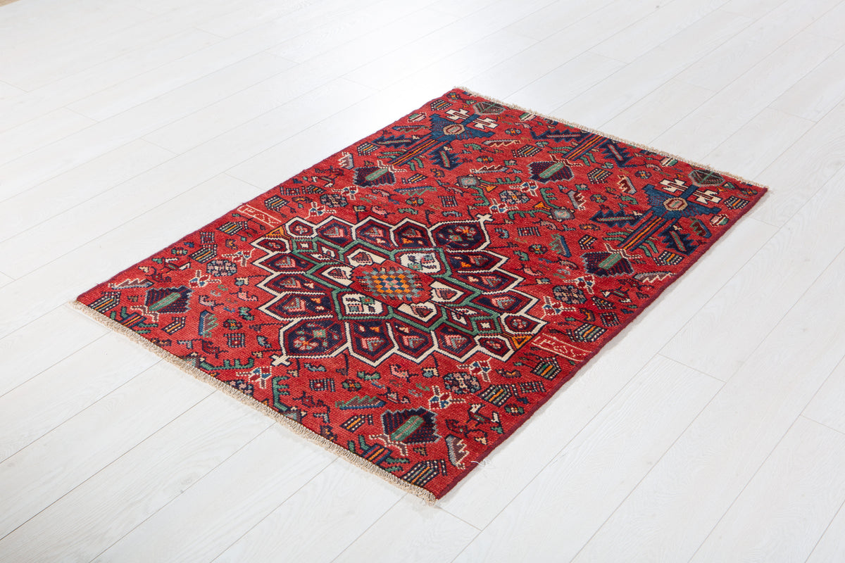 Small Vintage Red Rug – 4' 5" x 3' 0" (134 x 92 cm)