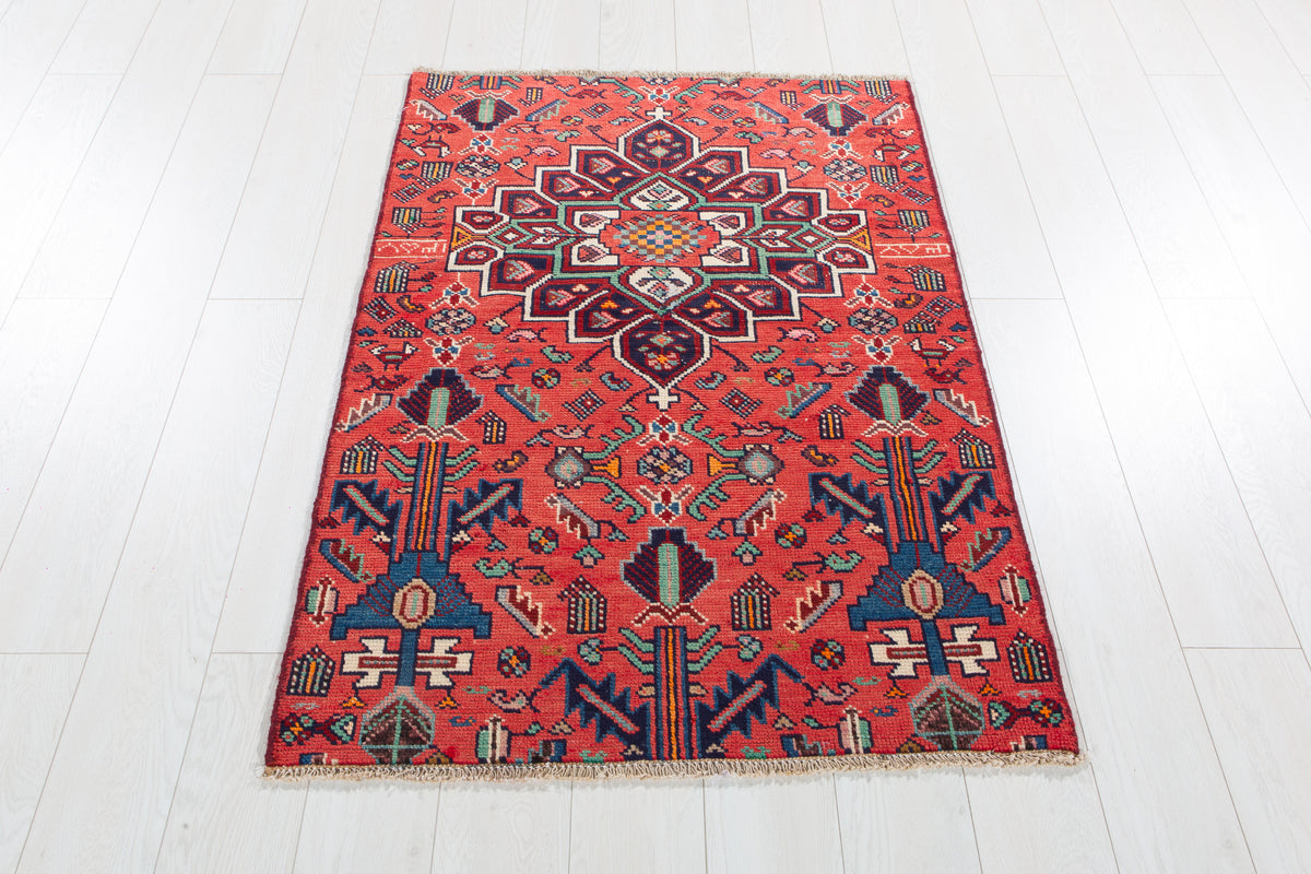 Small Vintage Red Rug – 4' 5" x 3' 0" (134 x 92 cm)