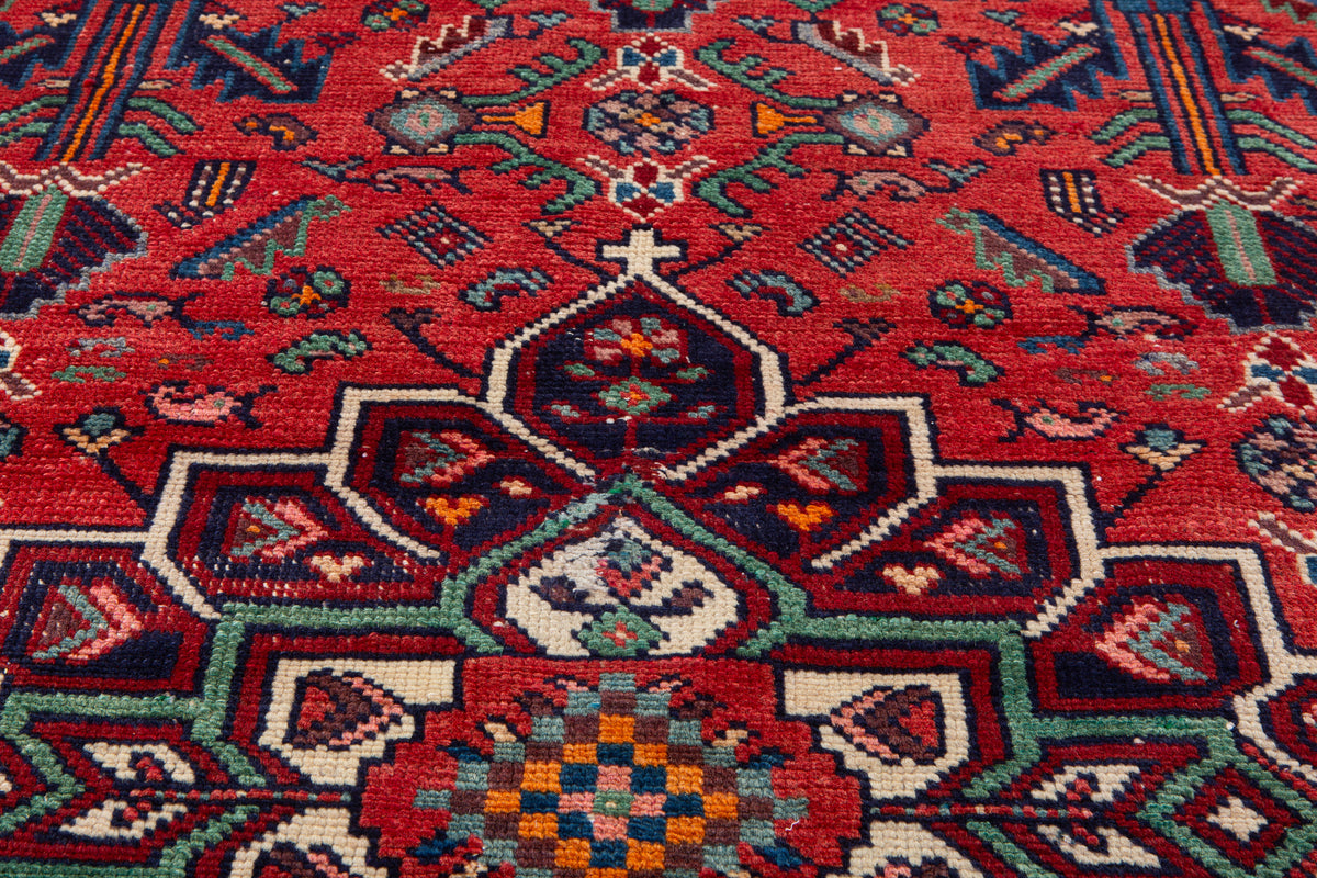 Small Vintage Red Rug – 4' 5" x 3' 0" (134 x 92 cm)