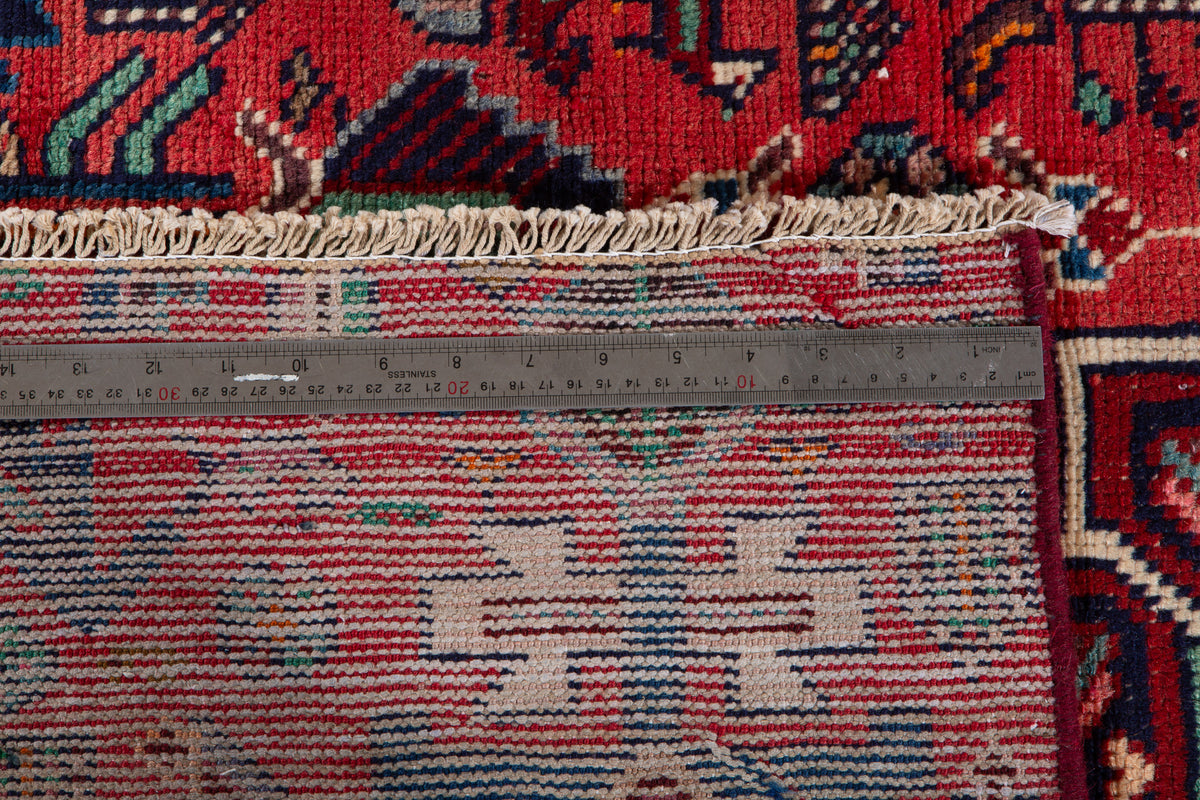 Small Vintage Red Rug – 4' 5" x 3' 0" (134 x 92 cm)