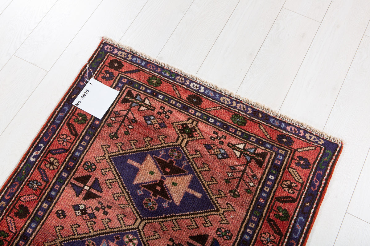 Small Vintage Rust Red Rug – 5' 0" x 2' 9" (153 x 85 cm)