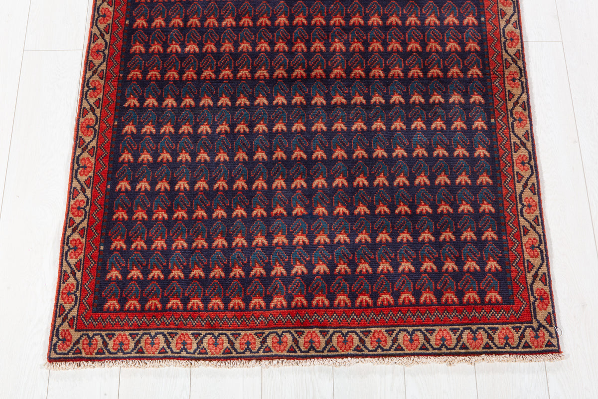 Small Vintage Navy Blue Rug – 4' 11" x 3' 6" (150 x 106 cm)