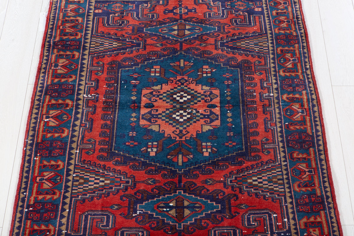 Small Vintage Orange-Red & Blue Rug – 4' 10" x 3' 7" (147 x 108 cm)