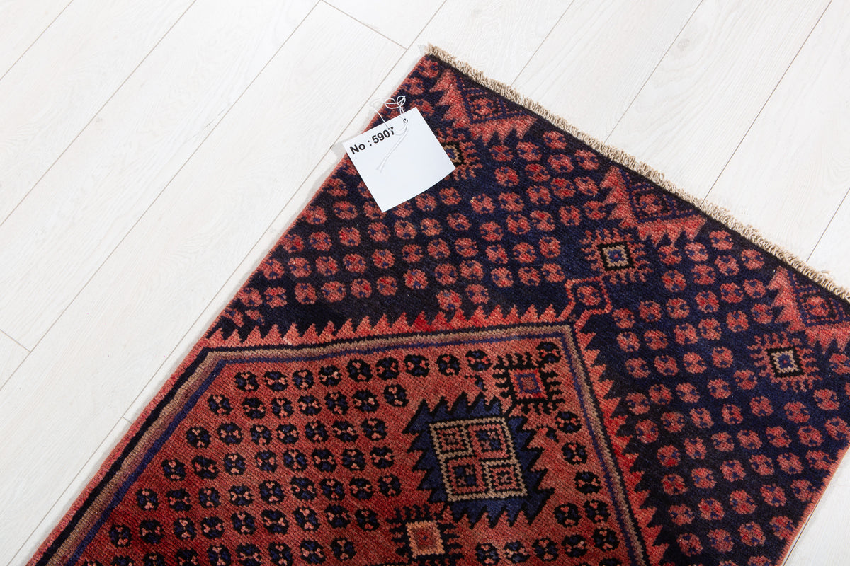 Small Vintage Rust Red & Navy Blue Rug – 4' 11" x 2' 4" (149 x 70 cm)