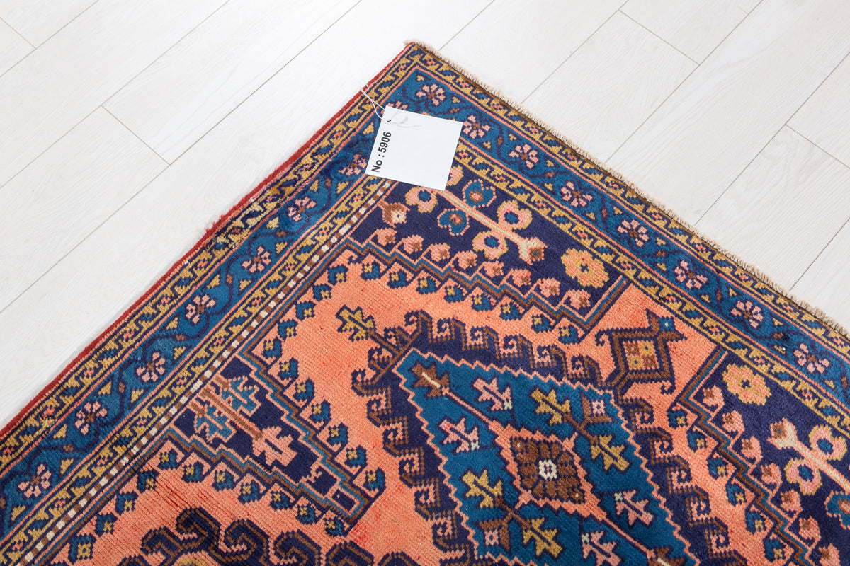 Small Vintage Orange-Red & Blue Rug – 5' 0" x 3' 5" (153 x 104 cm)