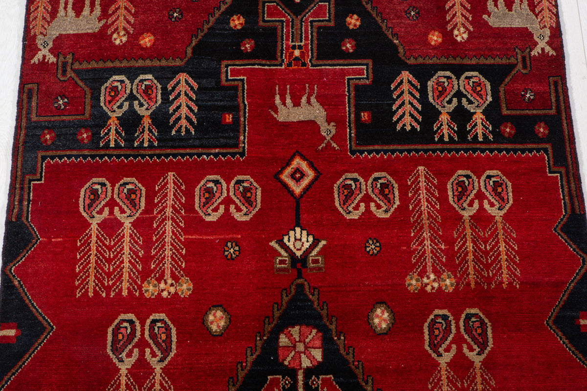 Small Vintage Red Rug – 3' 8" x 3' 4" (112 x 101 cm)