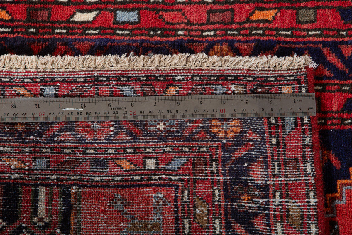 Small Vintage Red & Navy Blue Rug – 4' 9" x 2' 6" (146 x 75 cm)