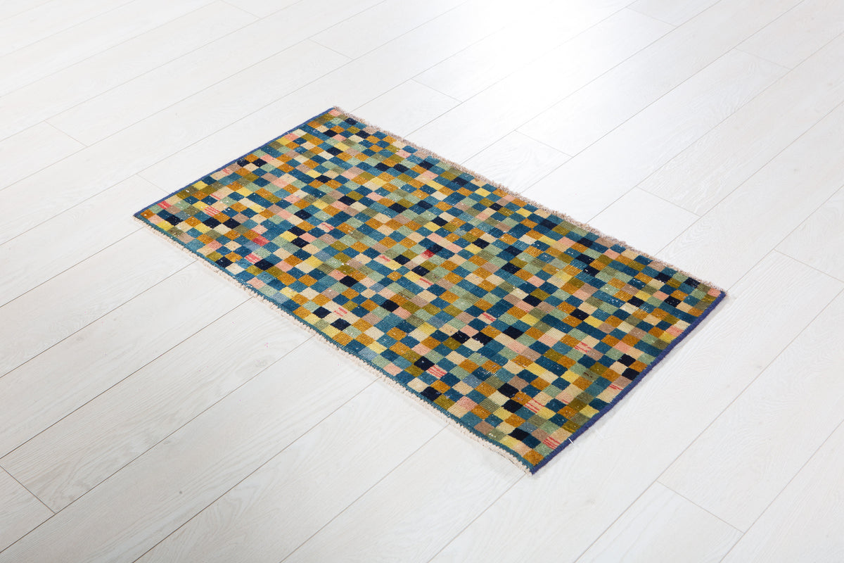 Mini Antique Multicolor Rug – 3' 1" x 1' 8" (93 x 52 cm)