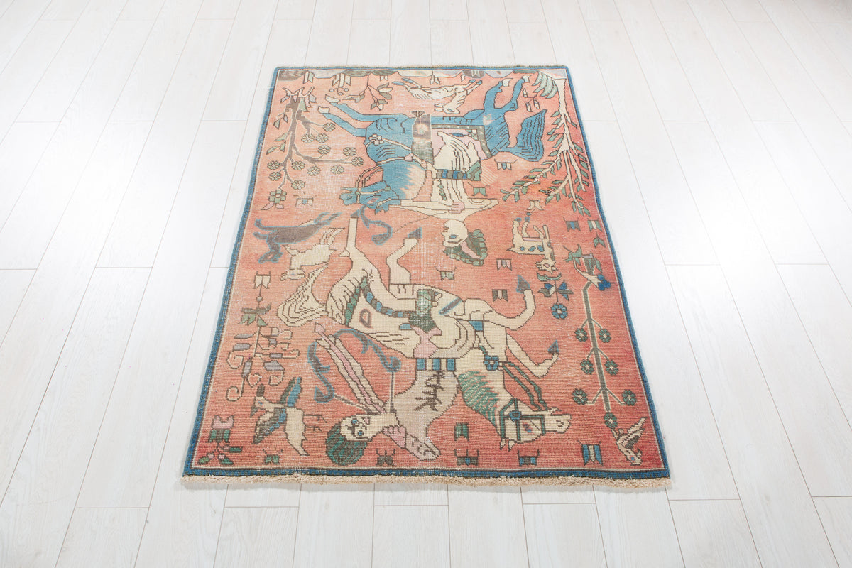 Small Antique Faded Salmon Pink Rug – 4' 9" x 3' 3" (144 x 98 cm)