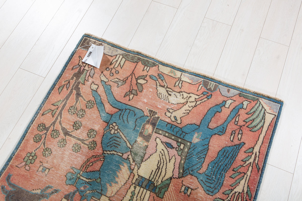 Small Antique Faded Salmon Pink Rug – 4' 9" x 3' 3" (144 x 98 cm)