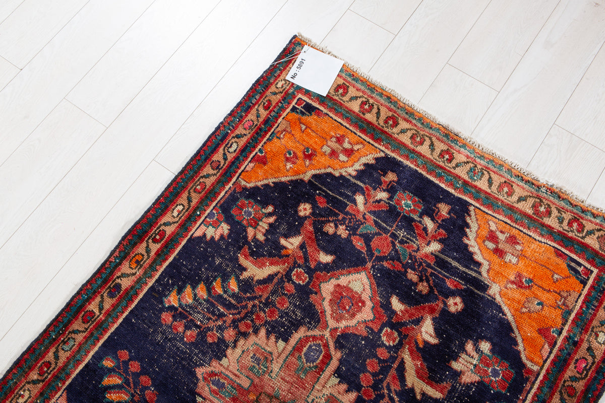 Small Antique Navy Blue, Orange Rug – 4' 9" x 3' 3" (146 x 100 cm)