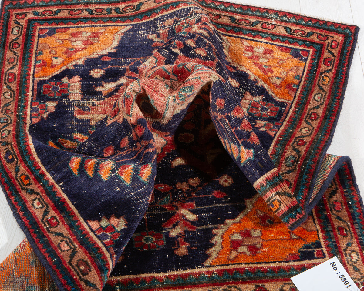 Small Antique Navy Blue, Orange Rug – 4' 9" x 3' 3" (146 x 100 cm)