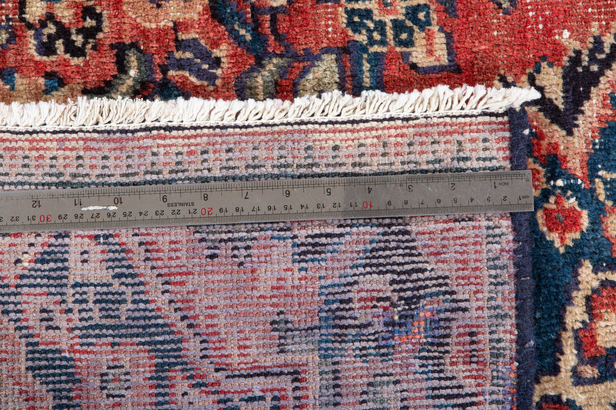 Small Antique Red Rug – 5' 7" x 3' 5" (170 x 104 cm)