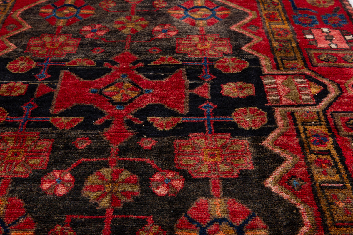 Small Vintage Charcoal Black, Red Rug – 5' 1" x 3' 6" (155 x 106 cm)