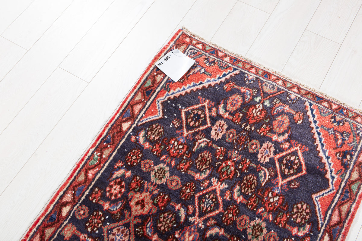 Vintage Deep Navy Blue Runner Rug – 8' 11" x 2' 9" (271 x 84 cm)