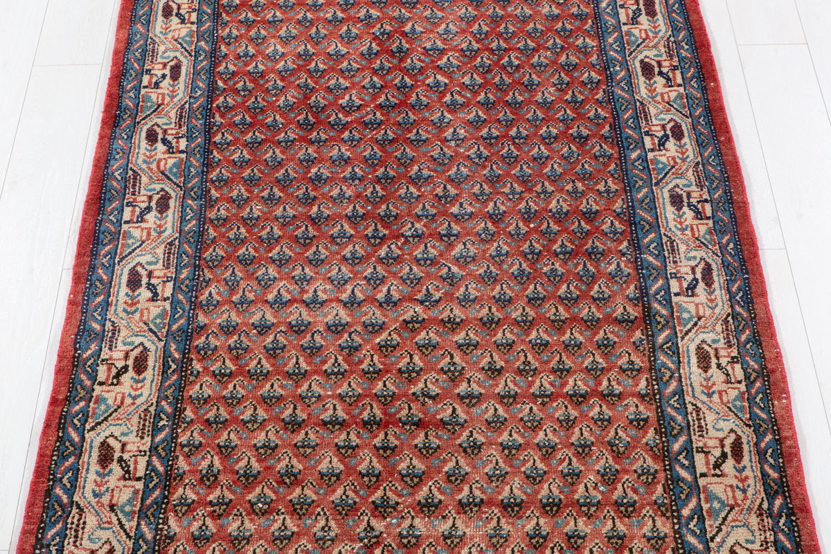 Vintage Red All-Over Area Rug – 10' 4" x 4' 0" (315 x 123 cm)