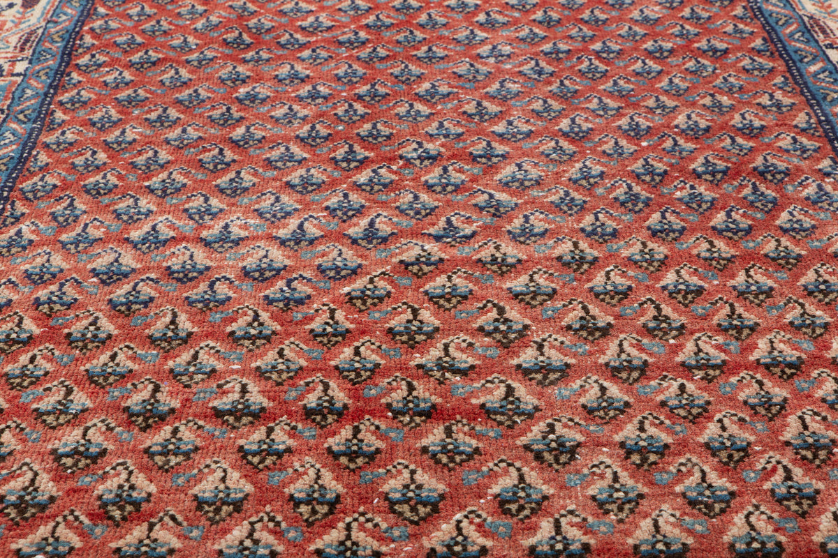 Vintage Red All-Over Area Rug – 10' 4" x 4' 0" (315 x 123 cm)