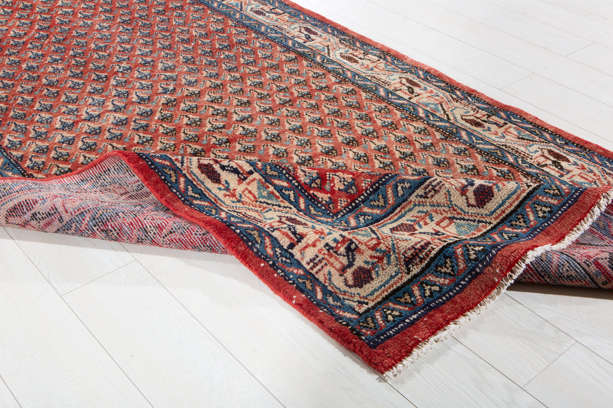 Vintage Red All-Over Area Rug – 10' 4" x 4' 0" (315 x 123 cm)