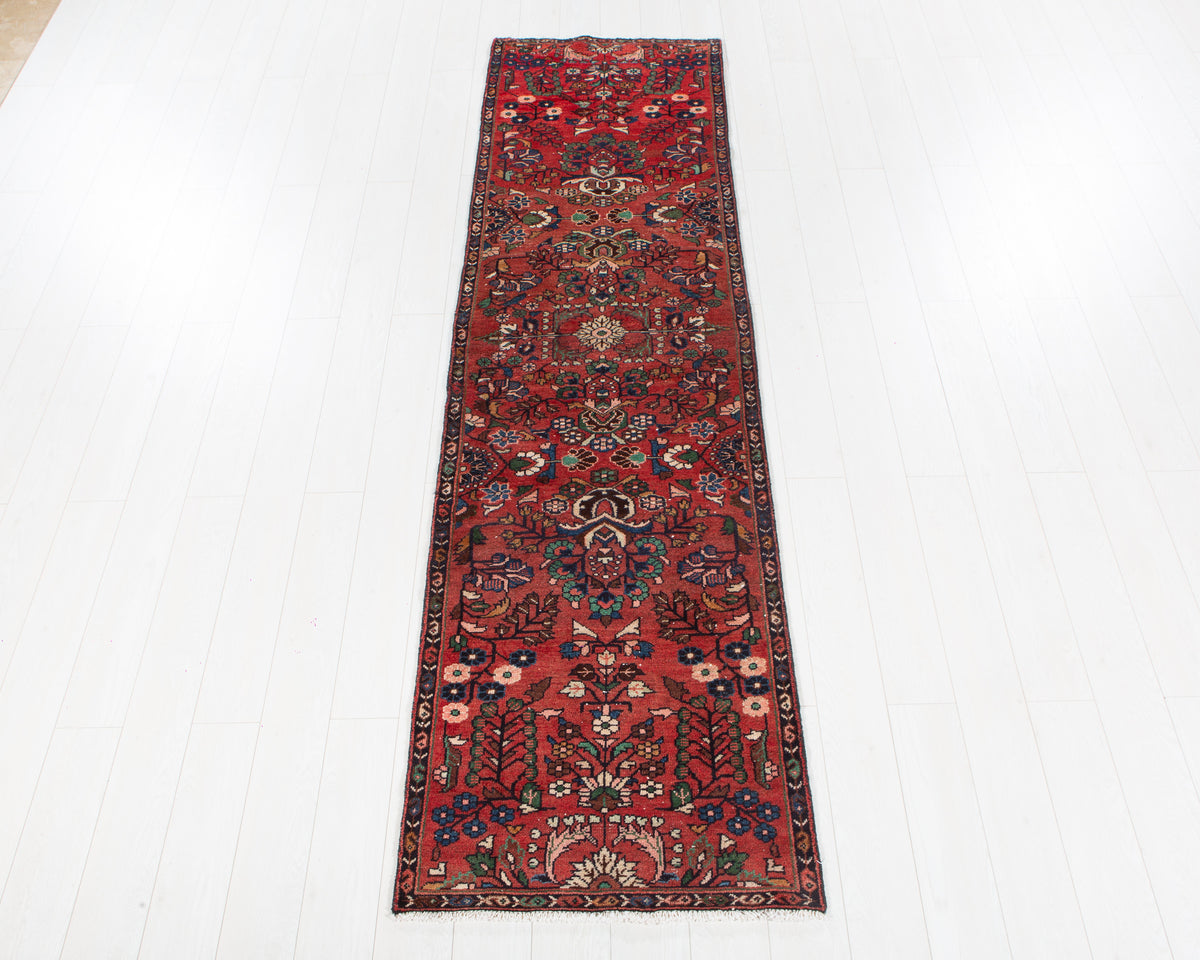Vintage Red Geometric Runner Rug – 9' 9" x 2' 8" (298 x 81 cm)