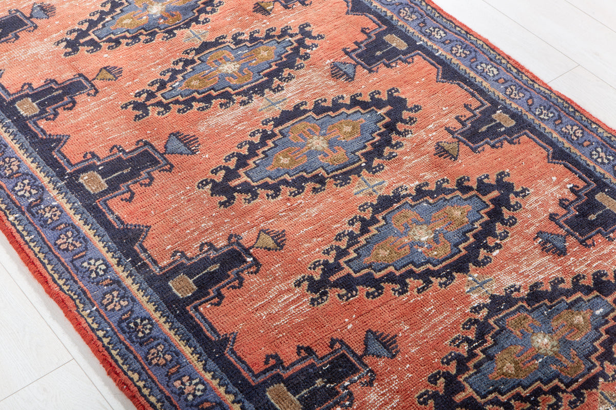 Antique Orange-Red Geometric Runner Rug – 9' 9" x 3' 5" (298 x 103 cm)