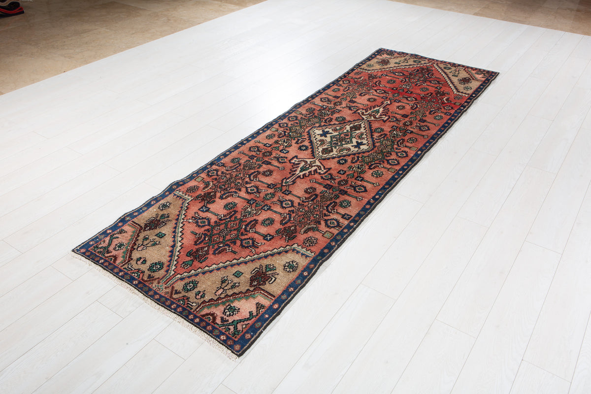 Antique Faded Rust Red & Brown Geometric Runner Rug – 9' 3" x 2' 10" (282 x 87 cm)
