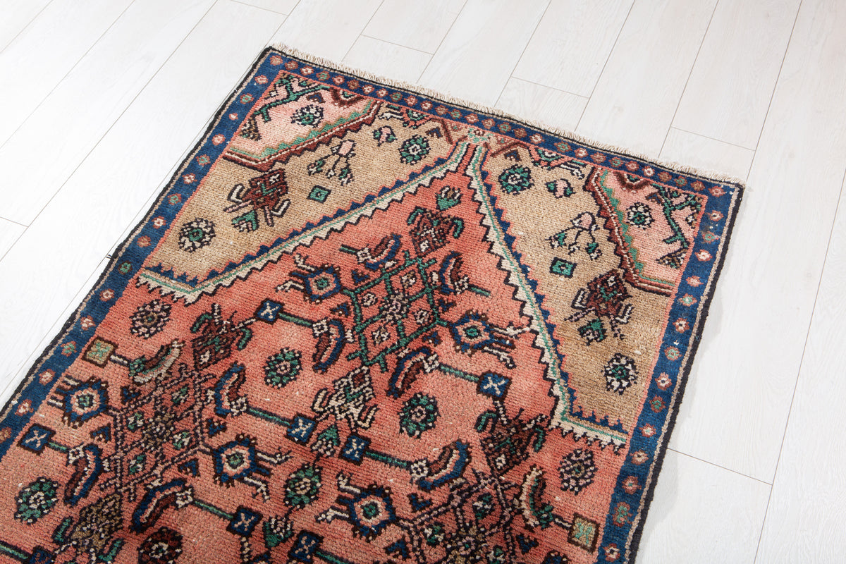 Antique Faded Rust Red & Brown Geometric Runner Rug – 9' 3" x 2' 10" (282 x 87 cm)