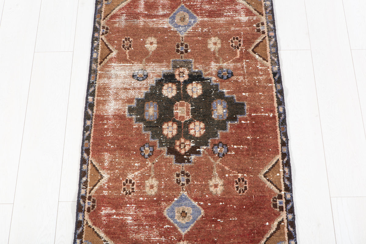 Antique Rust Red Geometric Small Rug – 4' 11" x 2' 4" (150 x 70 cm)