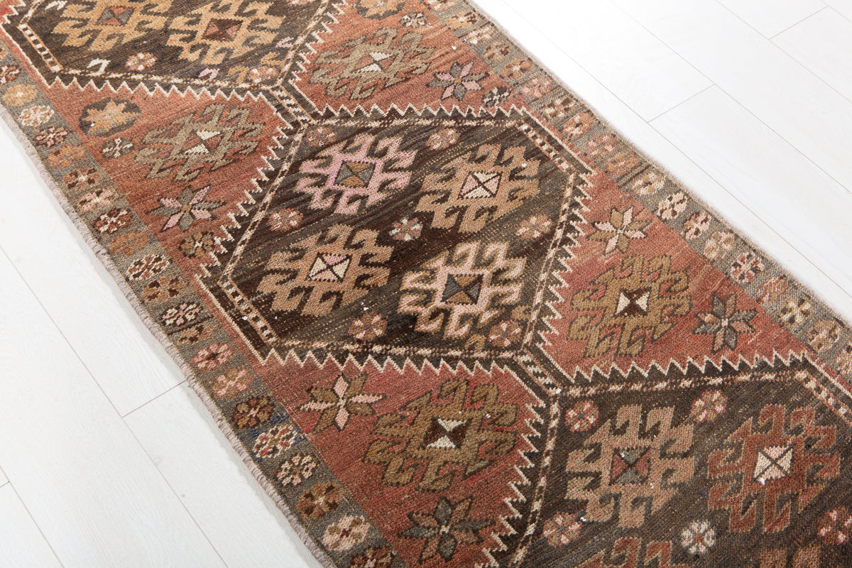 Antique Rust Red Geometric Runner Rug – 7' 1" x 2' 5" (217 x 73 cm)