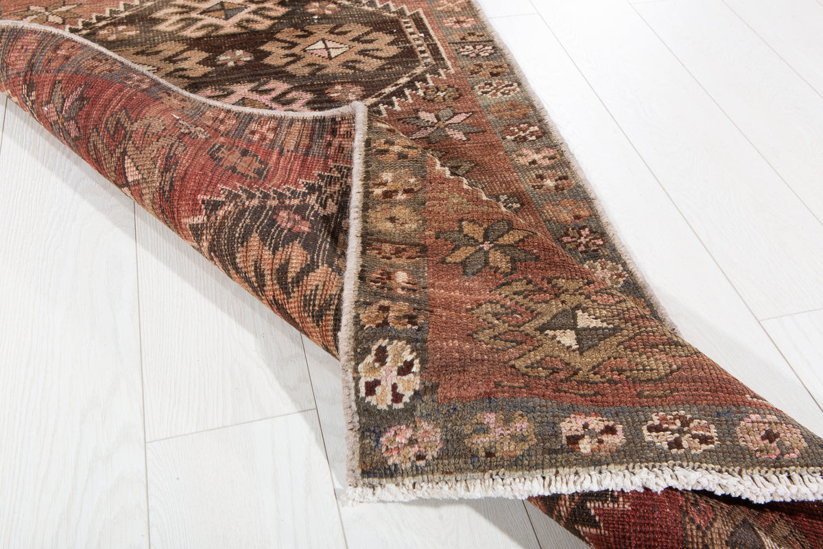 Antique Rust Red Geometric Runner Rug – 7' 1" x 2' 5" (217 x 73 cm)