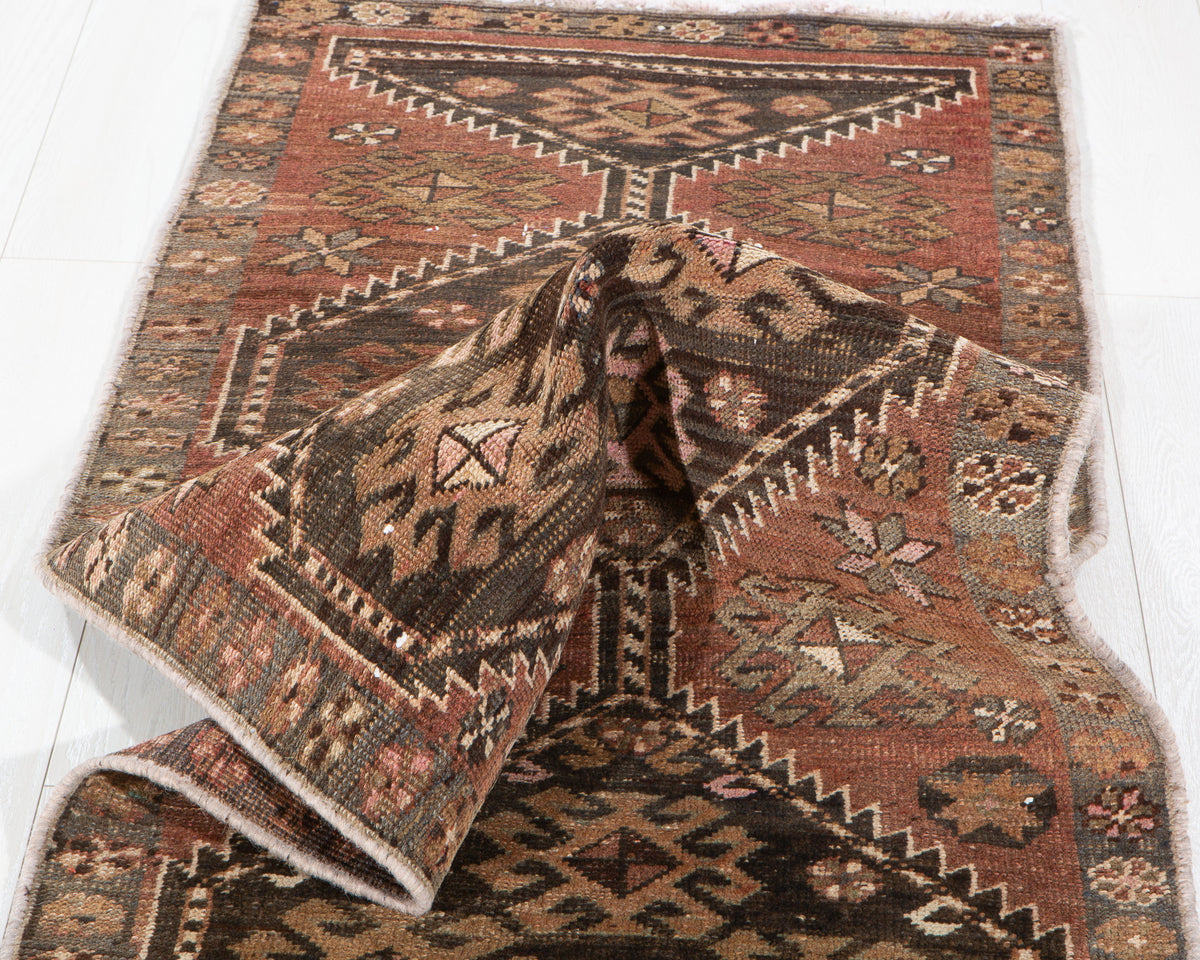 Antique Rust Red Geometric Runner Rug – 7' 1" x 2' 5" (217 x 73 cm)