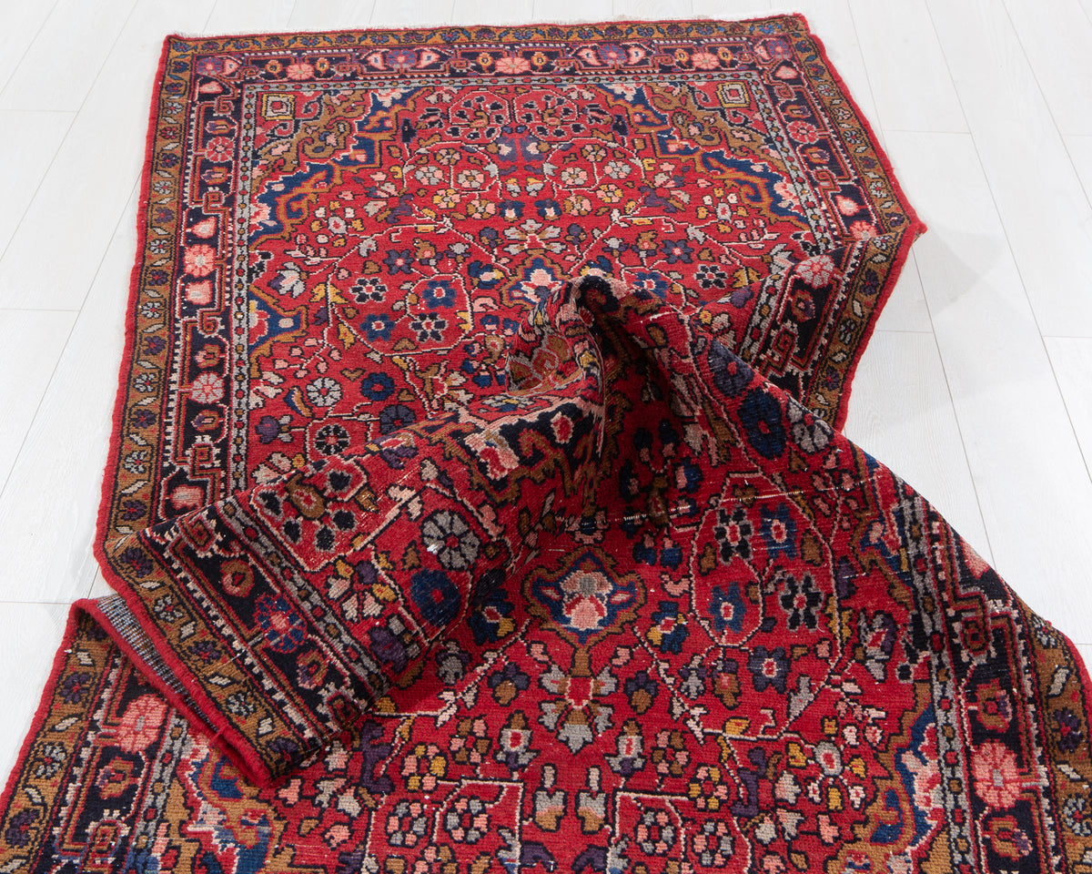 Antique Red Geometric Runner Rug – 9' 11" x 3' 7" (303 x 110 cm)