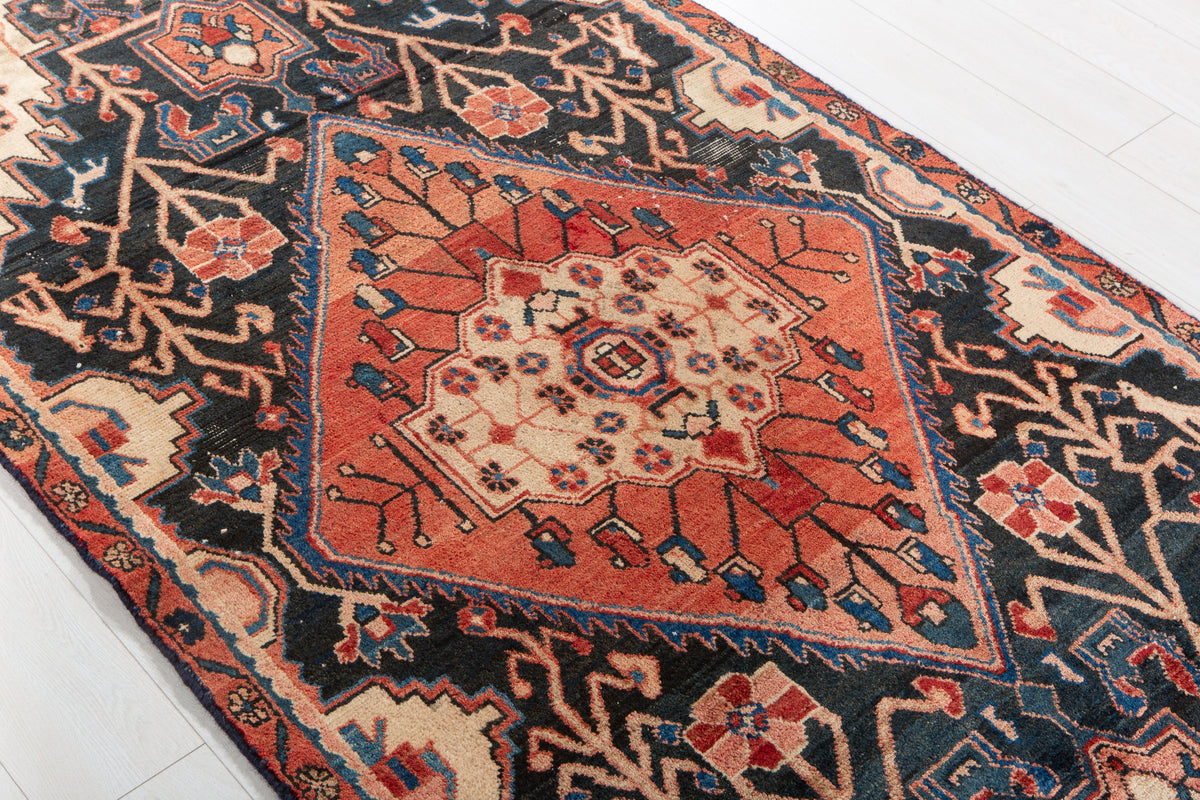 Antique Navy Blue Geometric Runner Rug – 8' 7" x 3' 8" (262 x 111 cm)