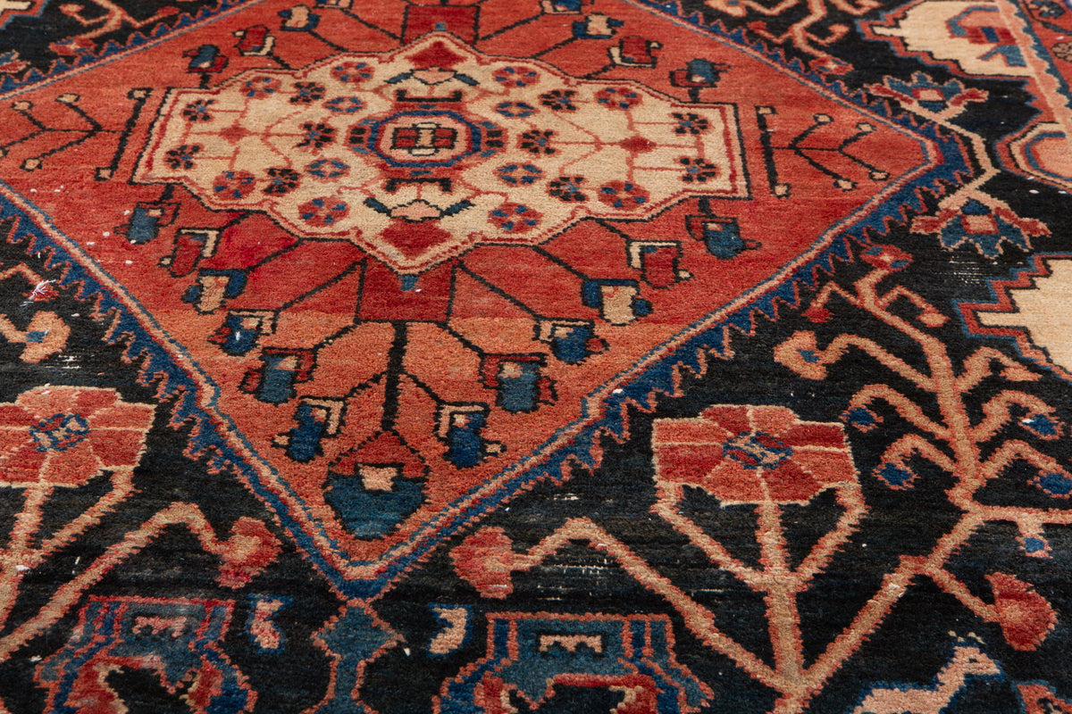 Antique Navy Blue Geometric Runner Rug – 8' 7" x 3' 8" (262 x 111 cm)