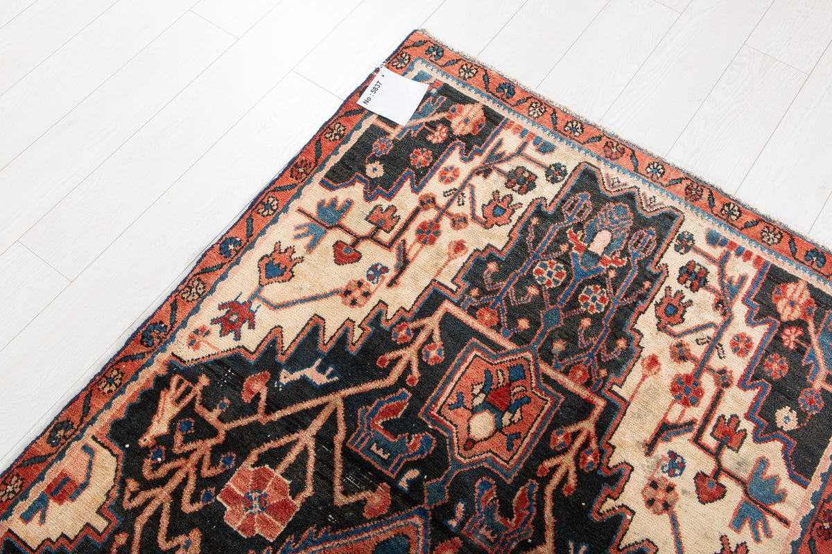 Antique Navy Blue Geometric Runner Rug – 8' 7" x 3' 8" (262 x 111 cm)
