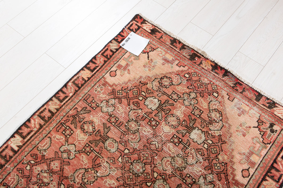Antique Faded Rust Red Geometric Runner Rug – 9' 6" x 3' 3" (289 x 98 cm)