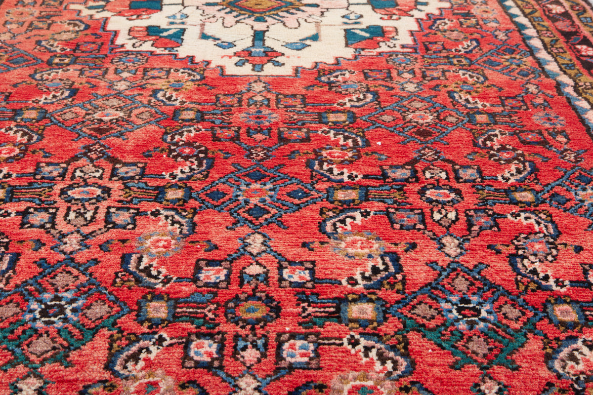 Vintage Red Geometric Area Rug – 10' 6" x 3' 10" (319 x 118 cm)