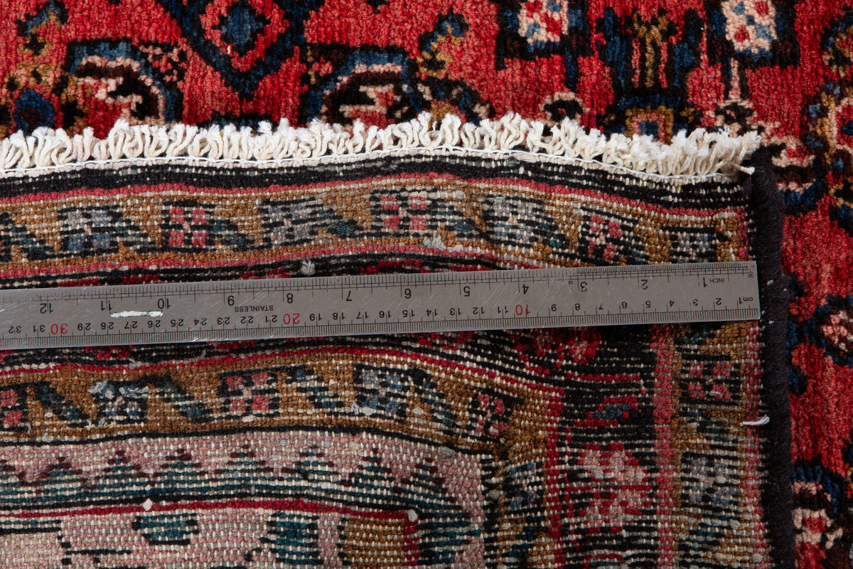 Vintage Red Geometric Area Rug – 10' 6" x 3' 10" (319 x 118 cm)