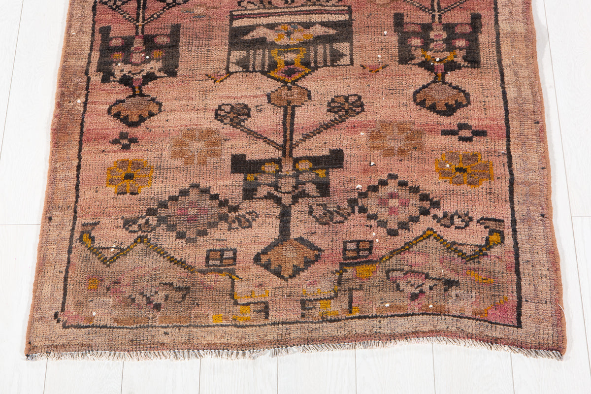 Collectible Antique Faded Peach Geometric Runner Rug – 8' 0" x 3' 4" (245 x 101 cm)