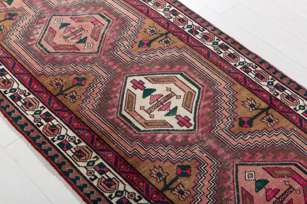 Antique Brown & Pink Geometric Runner Rug – 7' 9" x 3' 3" (237 x 98 cm)