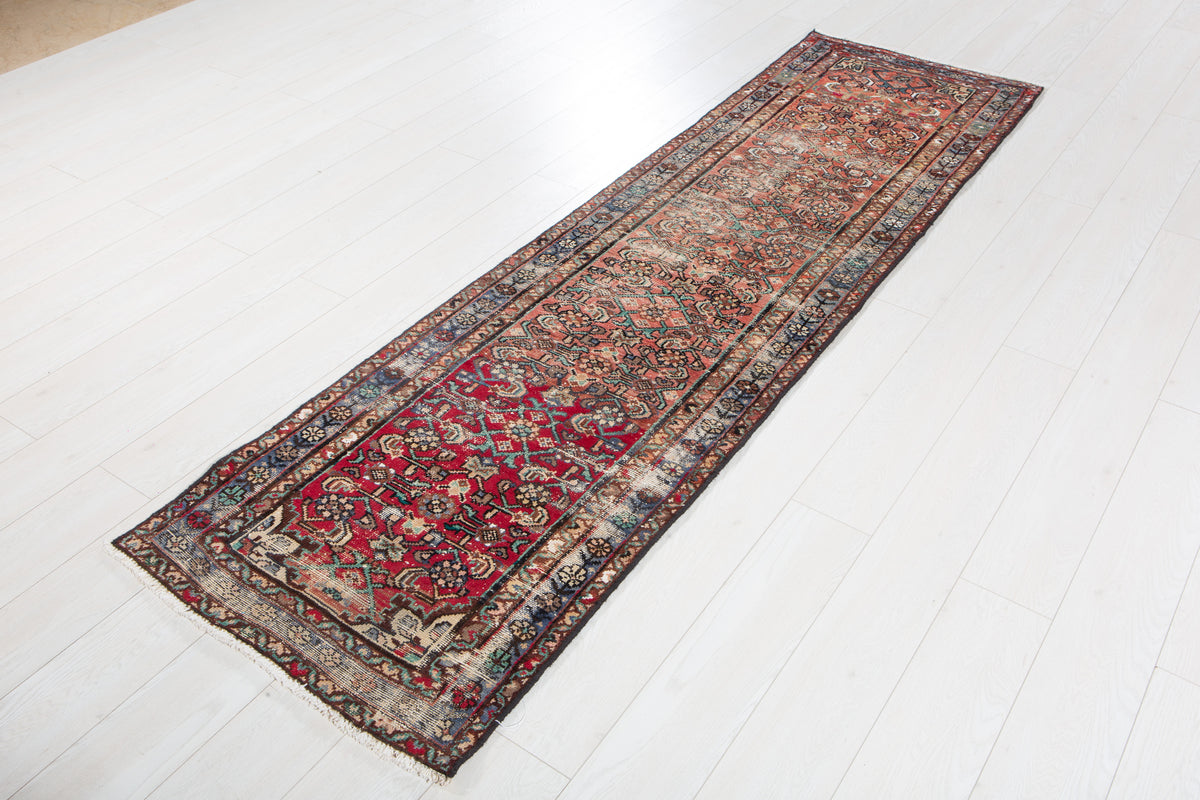 Antique Red Geometric Runner Rug – 8' 1" x 2' 4" (247 x 70 cm)