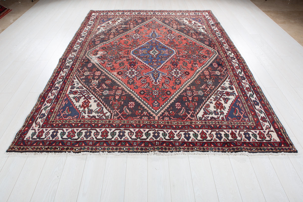 Vintage Red Geometric Rug – 9' 6" x 7' 1" (289 x 215 cm)