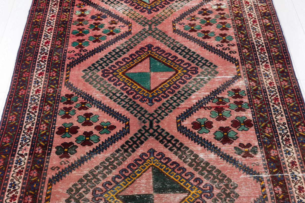 Vintage Pink Geometric Rug – 10' 11" x 6' 1" (334 x 185 cm)