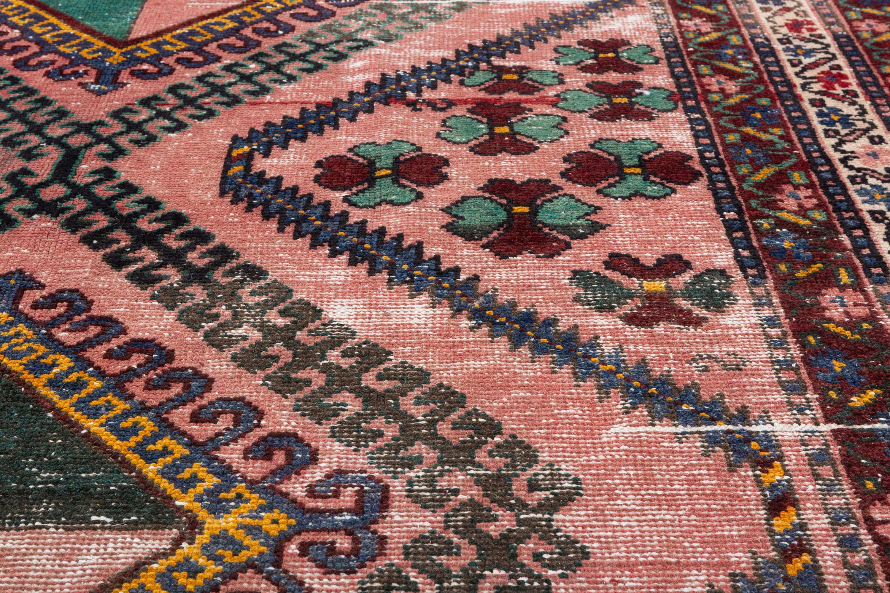 Vintage Pink Geometric Rug – 10' 11" x 6' 1" (334 x 185 cm)