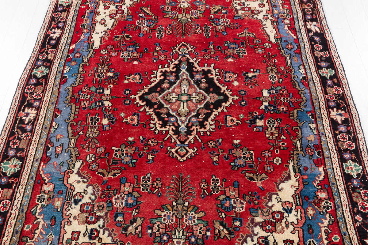 Vintage Red and Light Blue Floral Rug – 9' 7" x 6' 7" (291 x 200 cm)