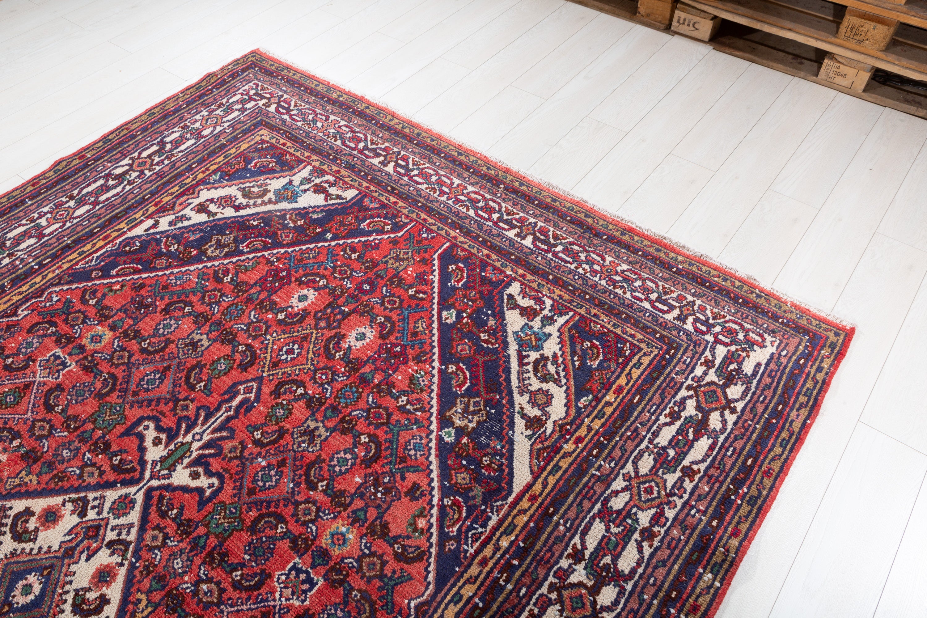 Vintage Red and Beige Geometric Rug – 9' 8" x 6' 8" (294 x 204 cm)